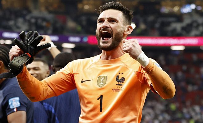 Lloris: A Role Model for Young Goalkeepers