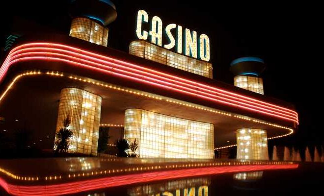 Casino sử dụng dữ liệu lớn để “nuôi” người chơi – cách công nghệ biến đổi cờ bạc